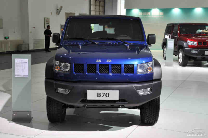 北汽版jeep 北汽b70亮相长春车展