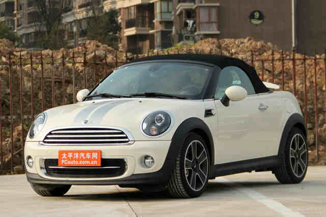 mini coupe为mini旗下的轿跑车型,而mini roadster则是mini coupe的