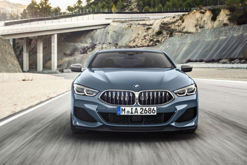 12206364_bmw_m850i_xdrive_619.jpg