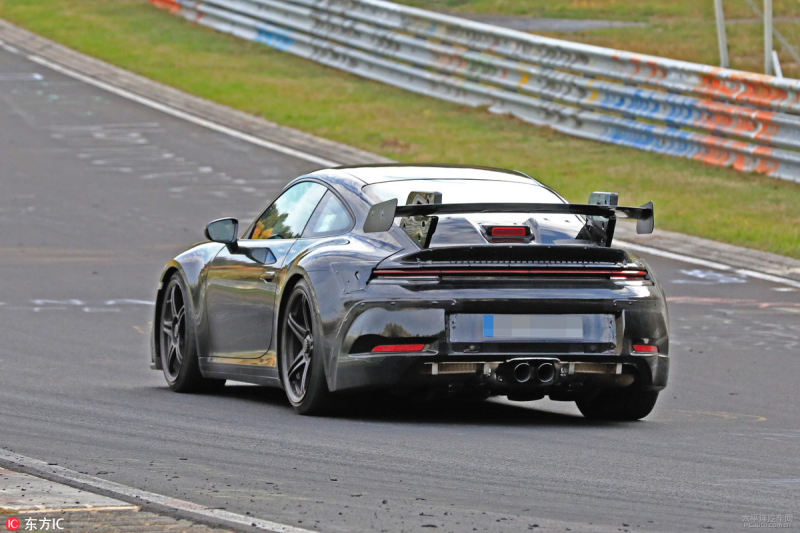 新一代保時捷911gt3紐北路試空力套件優化